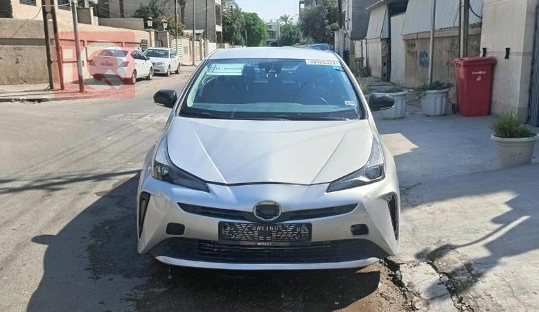 تۆیۆتا پریوس